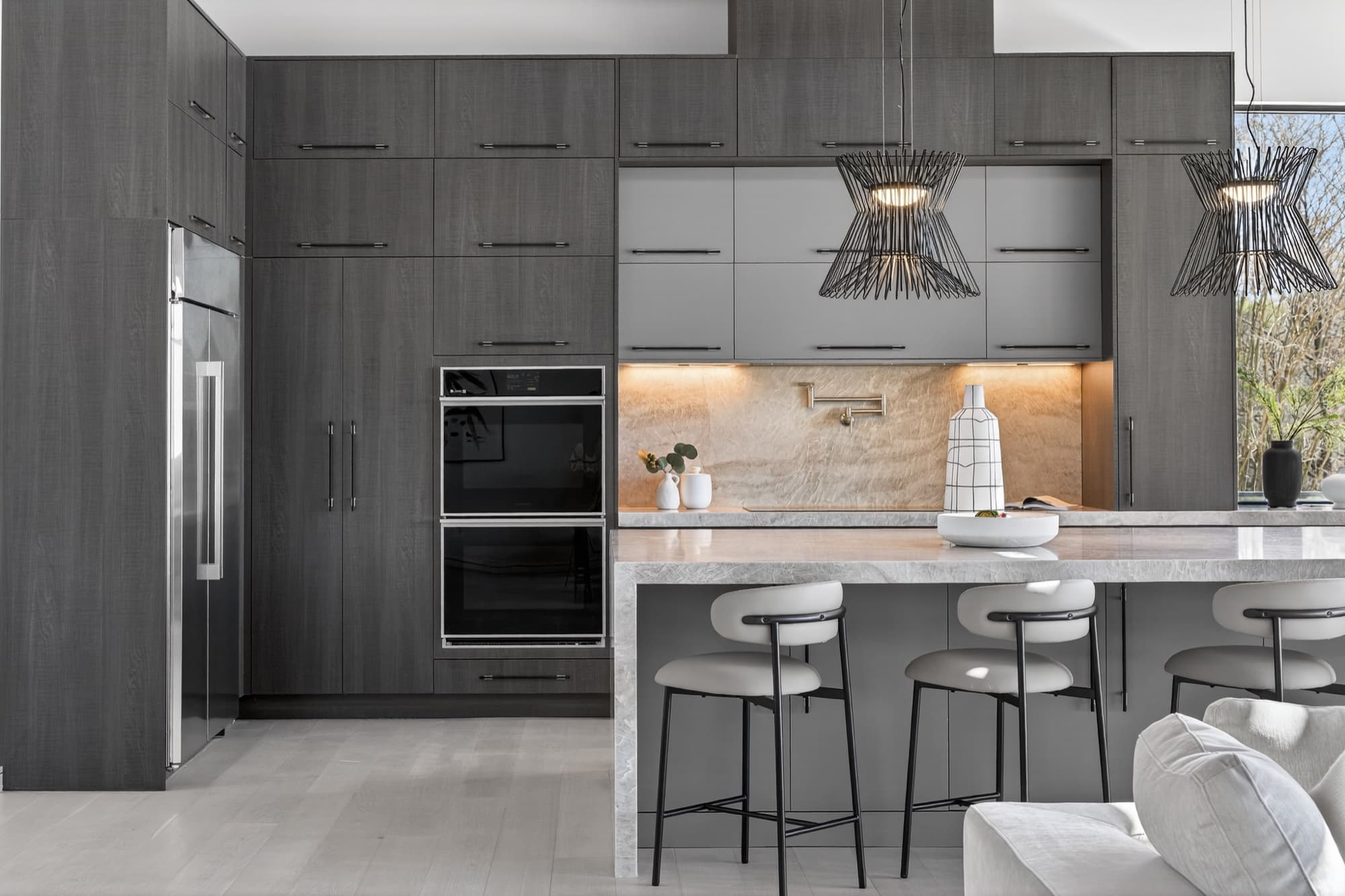 Kitchen with island